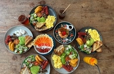 Fragrance-Focused Resort Meals